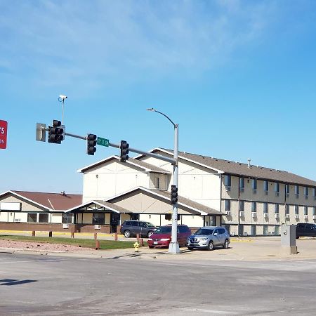 Le Mars Inn And Suites Esterno foto